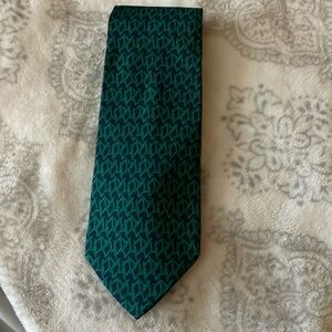 GUCCI TIE, 100% silk.